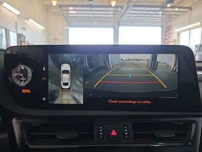 2024 Lexus ES 300h F SPORT Handling