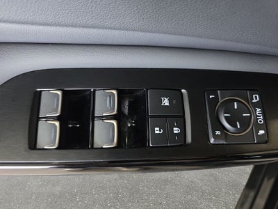 2024 Lexus ES 300h F SPORT Handling