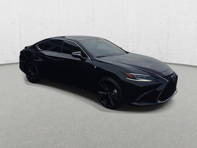 2024 Lexus ES 300h F SPORT Handling