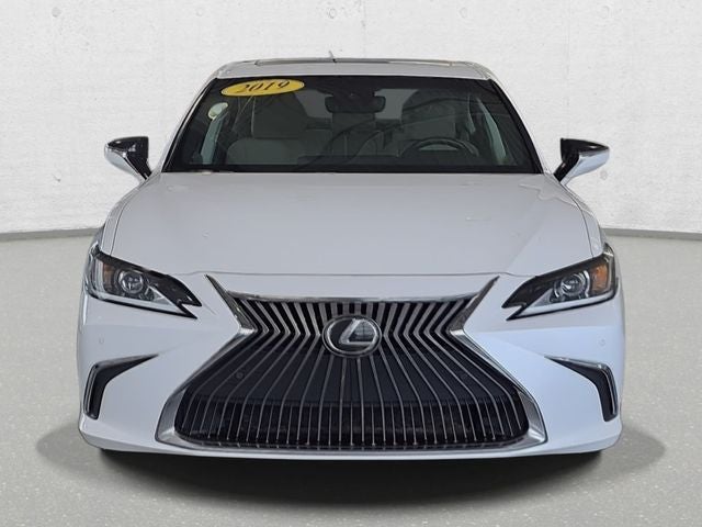 2019 Lexus ES 