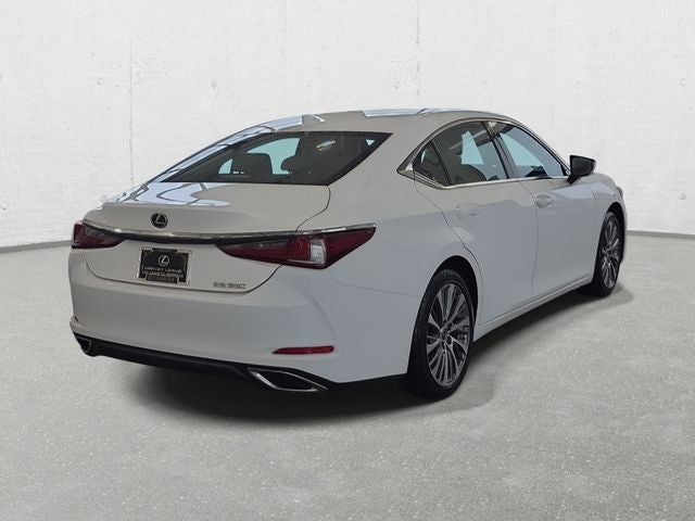 2019 Lexus ES 