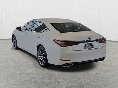 2019 Lexus ES 
