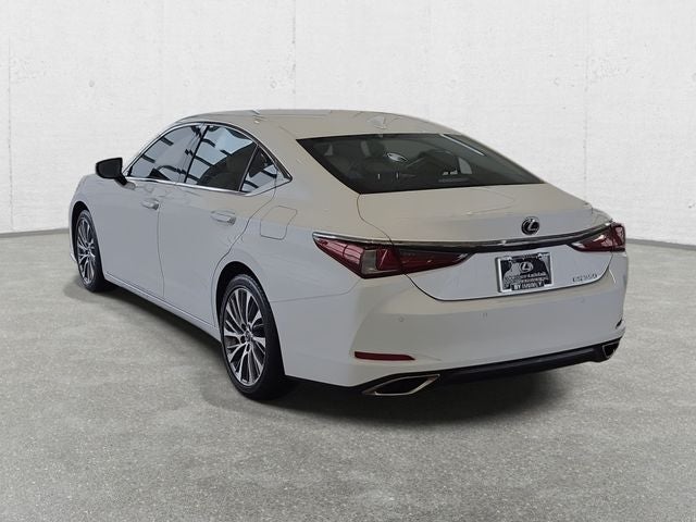 2019 Lexus ES 