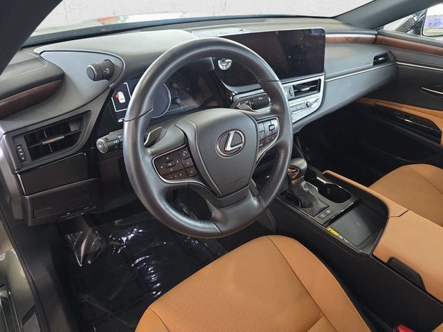 2025 Lexus ES 300h