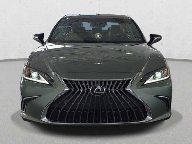 2025 Lexus ES 300h