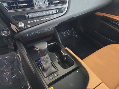2025 Lexus ES 300h