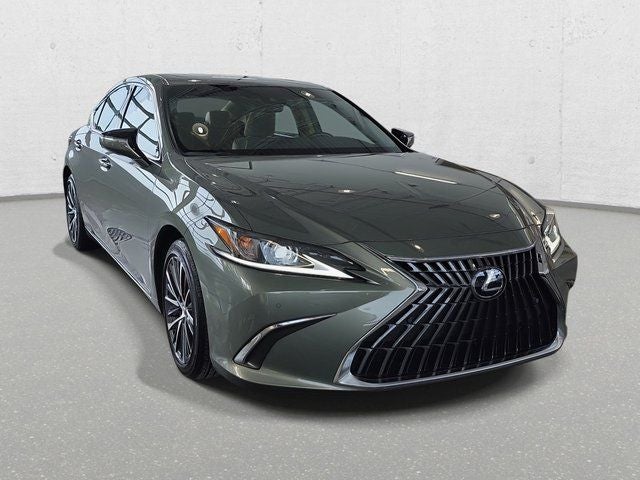 2025 Lexus ES 300h