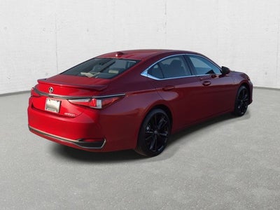 2025 Lexus ES 300h
