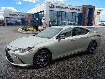 2025 Lexus ES 300h