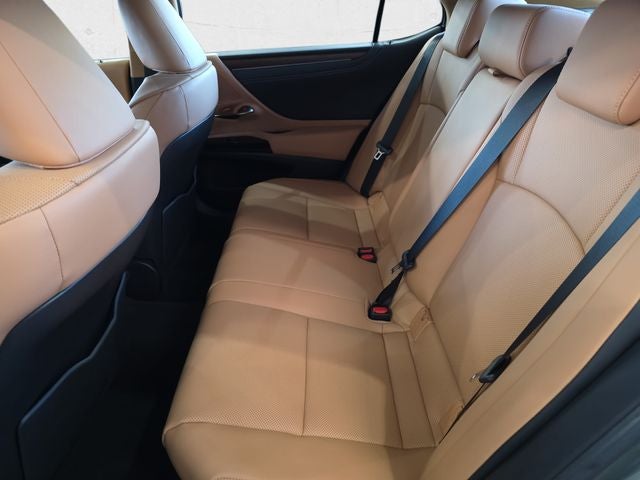 2025 Lexus ES 300h