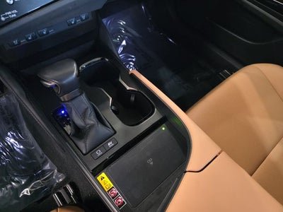 2025 Lexus ES 300h
