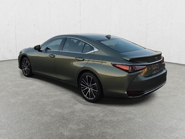 2025 Lexus ES 300h