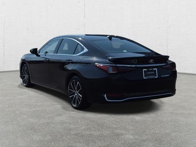 2025 Lexus ES 300h