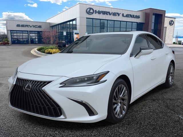 2024 Lexus ES 300h Ultra Luxury