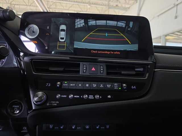 2024 Lexus ES 300h Ultra Luxury