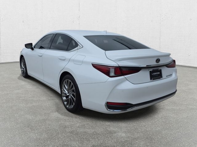 2024 Lexus ES 300h Ultra Luxury