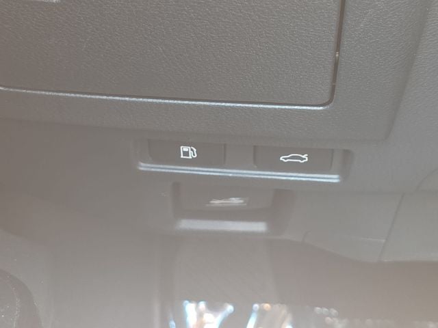 2025 Lexus ES 300h Ultra Luxury