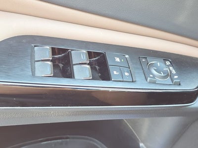 2025 Lexus ES 300h Ultra Luxury