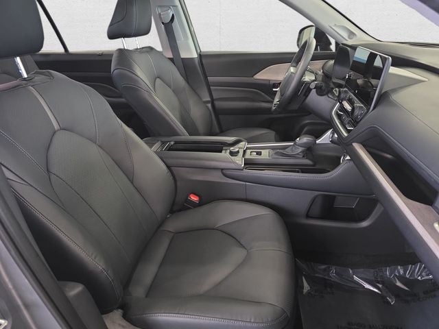 2025 Toyota Grand Highlander Platinum