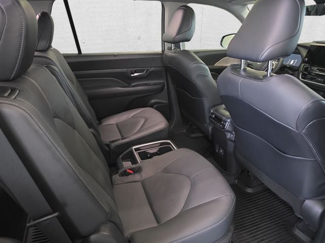 2025 Toyota Grand Highlander Platinum