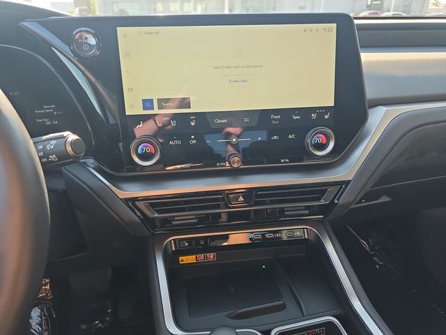 2025 Lexus TX 550h+ Luxury