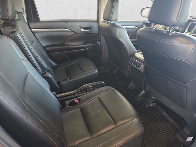 2018 Toyota Highlander Hybrid Limited Platinum