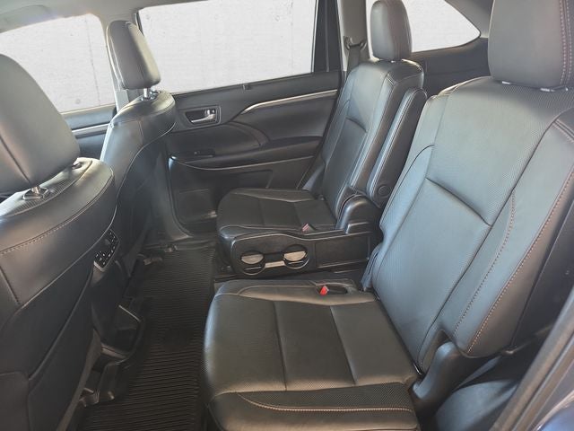 2018 Toyota Highlander Hybrid Limited Platinum