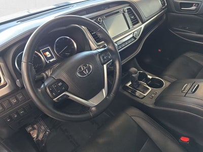 2018 Toyota Highlander Hybrid Limited Platinum