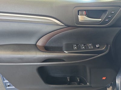 2018 Toyota Highlander Hybrid Limited Platinum