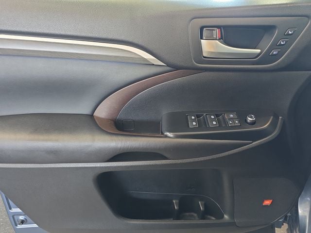 2018 Toyota Highlander Hybrid Limited Platinum
