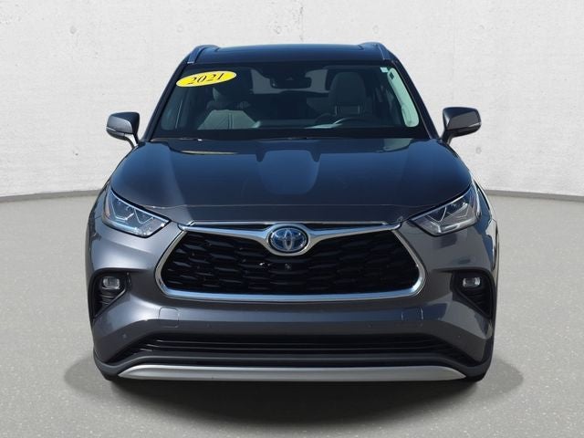 2021 Toyota Highlander Hybrid Platinum