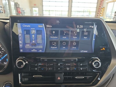 2021 Toyota Highlander Hybrid Platinum