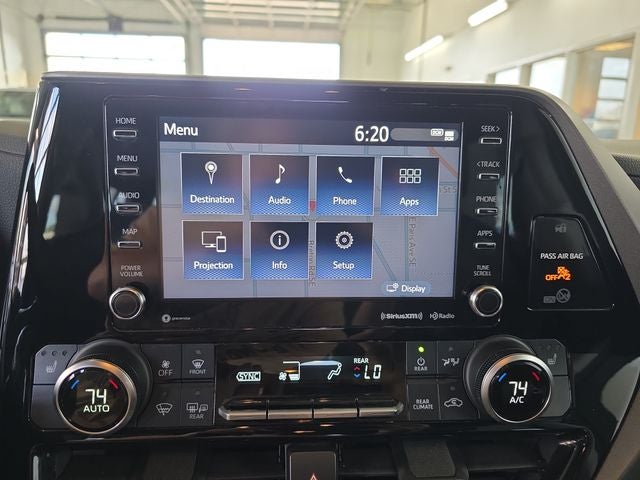 2020 Toyota Highlander Hybrid XLE
