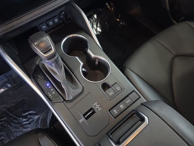 2020 Toyota Highlander Hybrid XLE