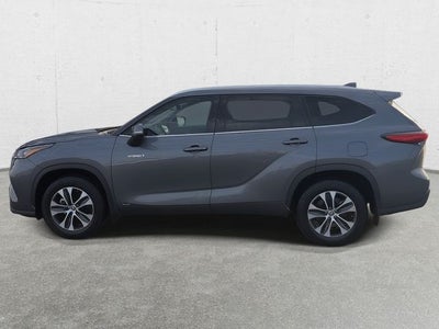 2020 Toyota Highlander Hybrid XLE