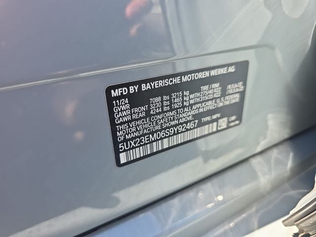 2025 BMW X7 xDrive40i