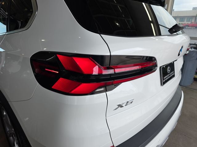 2025 BMW X5 xDrive40i