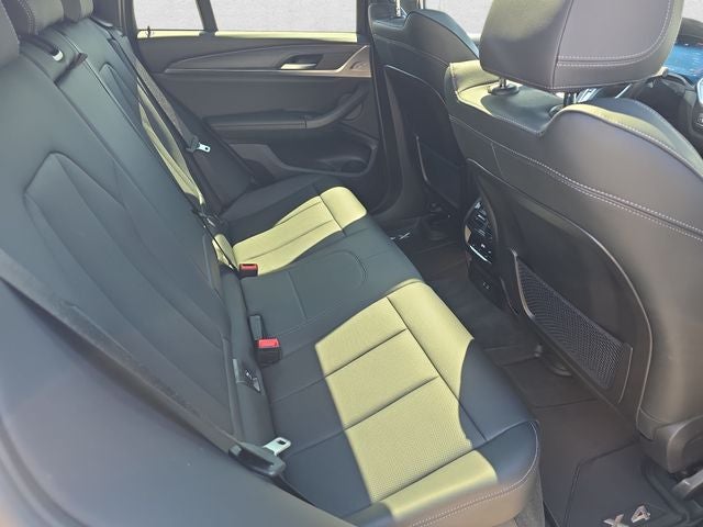 2025 BMW X4 xDrive30i M SPORT