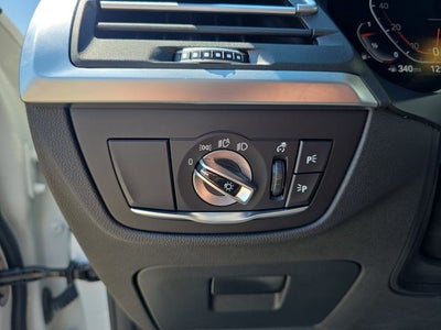 2025 BMW X4 xDrive30i M SPORT