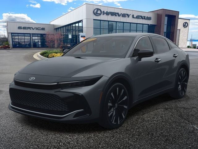 2023 Toyota Crown Platinum