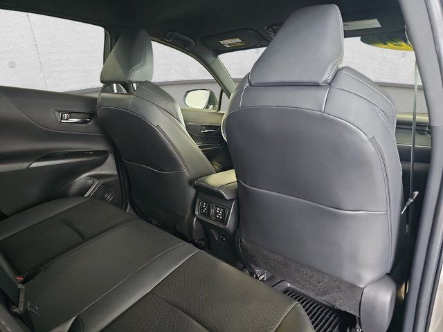 2021 Toyota Venza Base