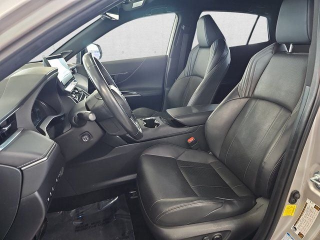 2021 Toyota Venza Base