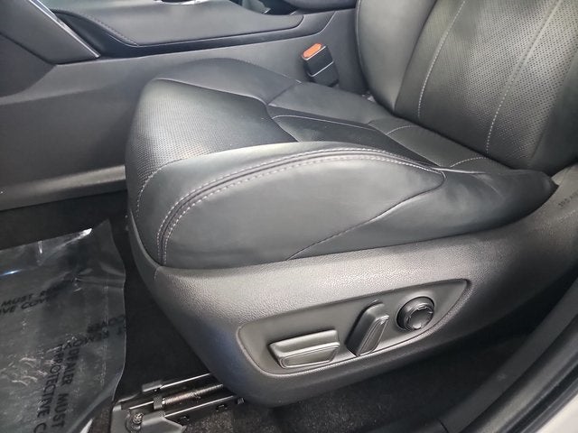 2021 Toyota Venza Base