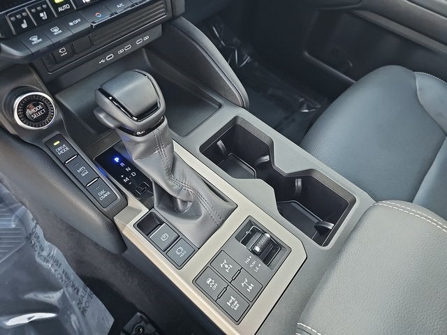 2025 Toyota Land Cruiser Hybrid