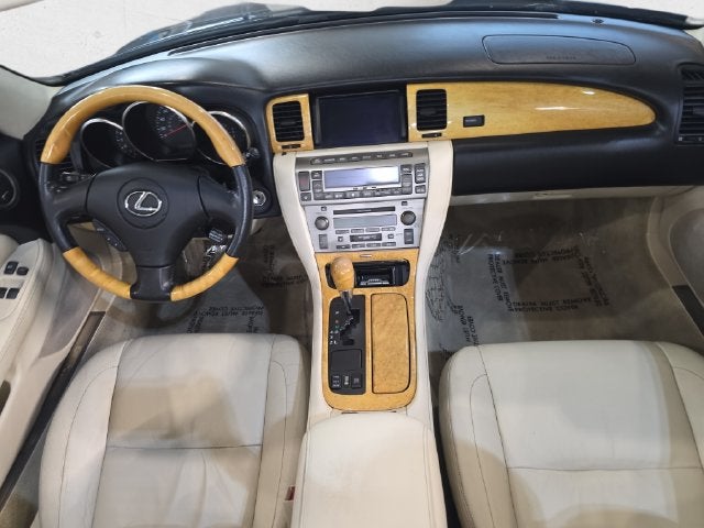 2004 Lexus SC 430