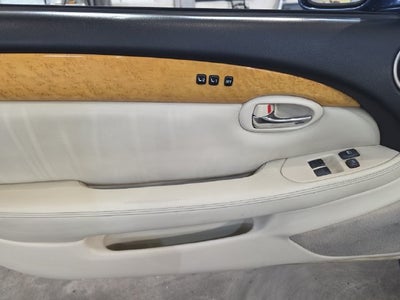 2004 Lexus SC 430