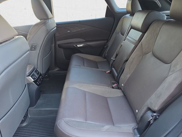 2025 Lexus RX 450h+ Luxury