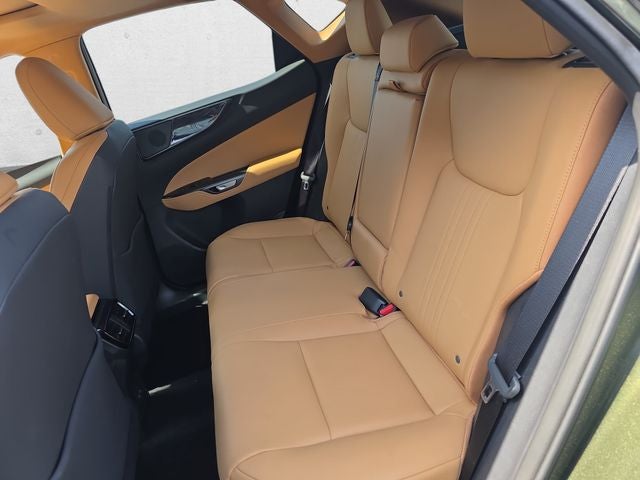 2025 Lexus NX 350h Premium