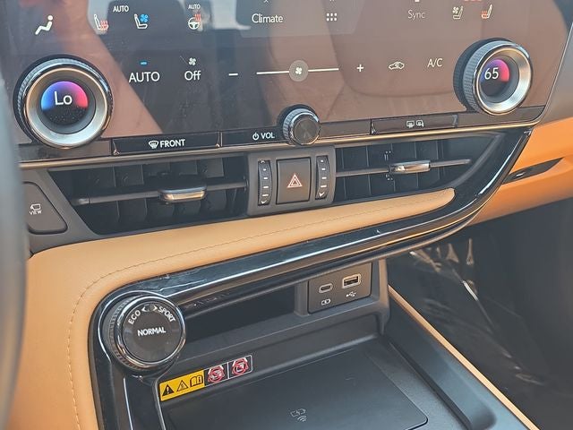 2025 Lexus NX 350h Premium