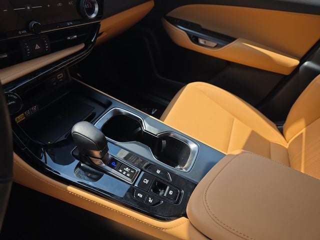 2025 Lexus NX 350h Premium